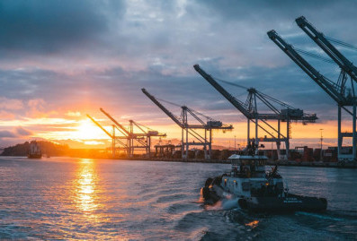 Россия стала продавать нефть с премией