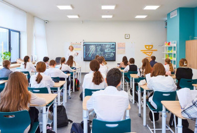 Собянин: московские педагоги осваивают использование ИИ в учебном процессе