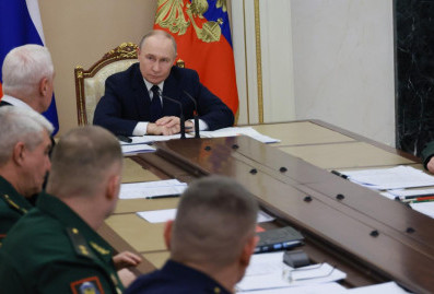 Герасимов доложил Путину о наступлении на Славянск