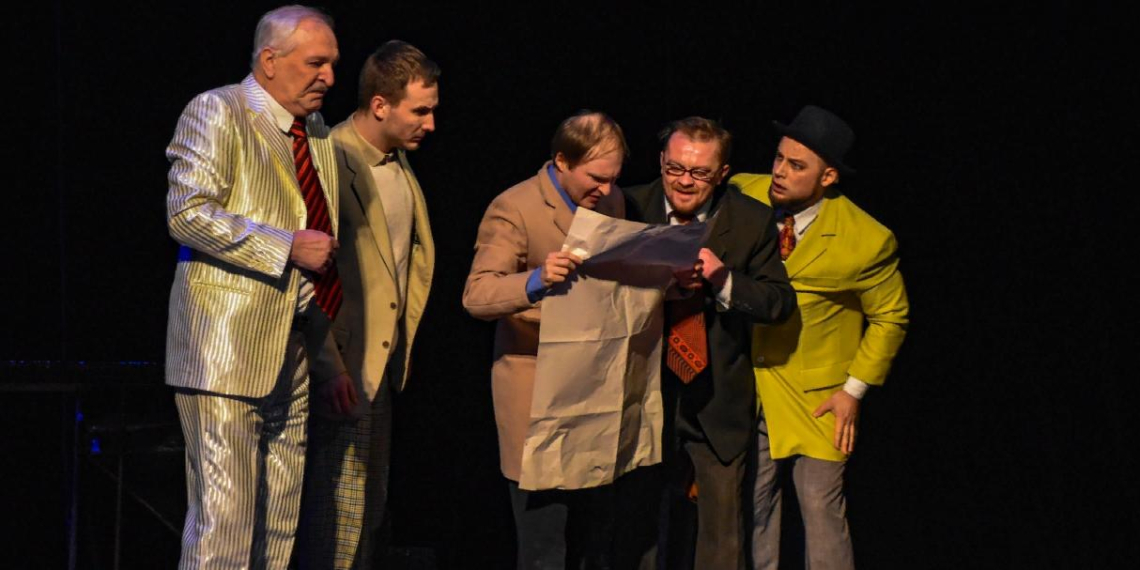 В годовщину начала СВО ﻿в Луганском драмтеатре﻿ состоялась премьера "Ревизора" с демобилизовавшимися актерами