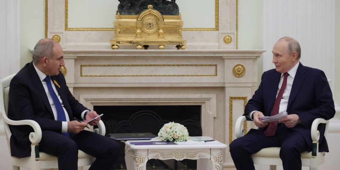 Путин и Пашинян обсудили экономическое сотрудничество России и Армении