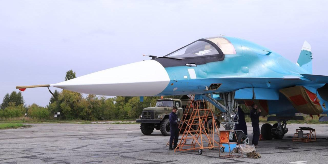 ОАК передала ВКС России очередную партию истребителей-бомбардировщиков Су-34 