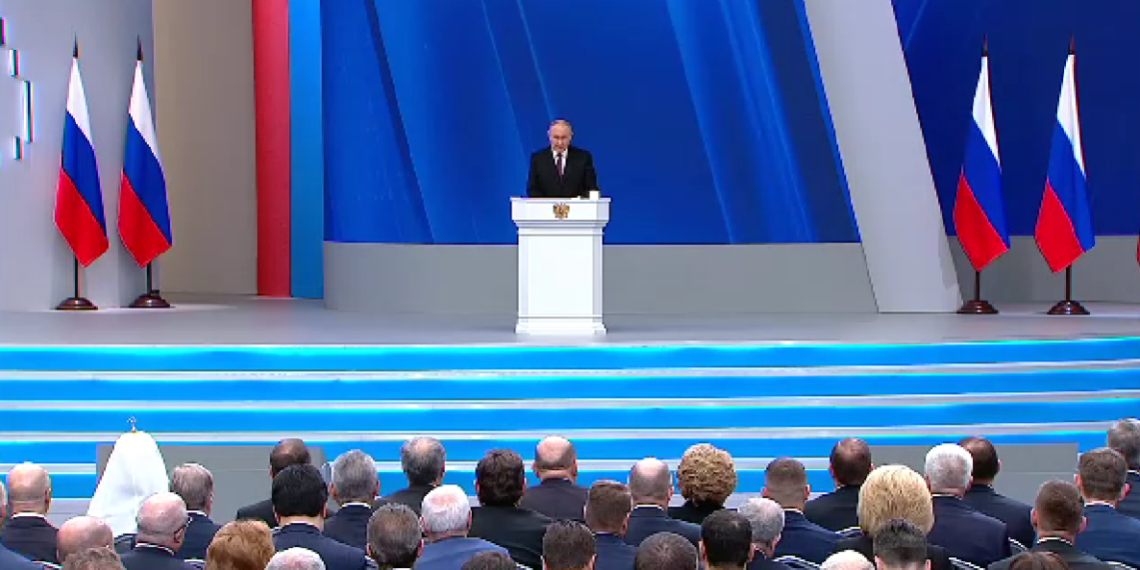 Владимир Путин объявил о новом нацпроекте "Семья"  
