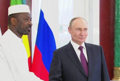 Путин и президент Мали обсудили борьбу с неоколониализмом и расширение сотрудничества