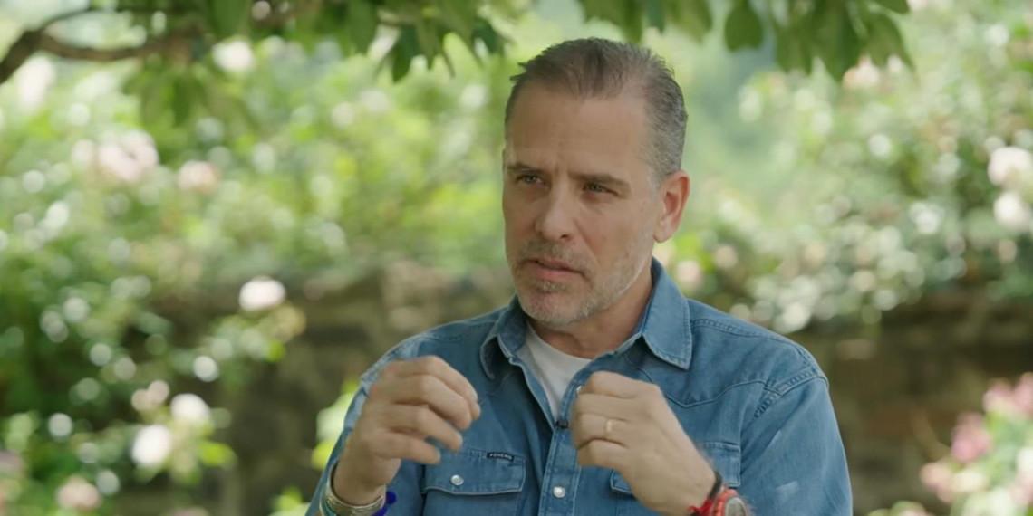 Хантер Байден сравнил Украину со змеиным логовом из-за коррупции