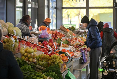 Участница ярмарки в ЮЗАО Москвы регулярно отправляет посылки бойцам СВО