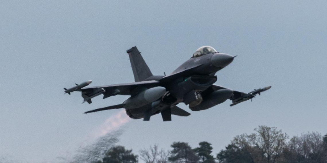 Российским военным заплатили по 15 млн рублей за сбитый украинский F-16