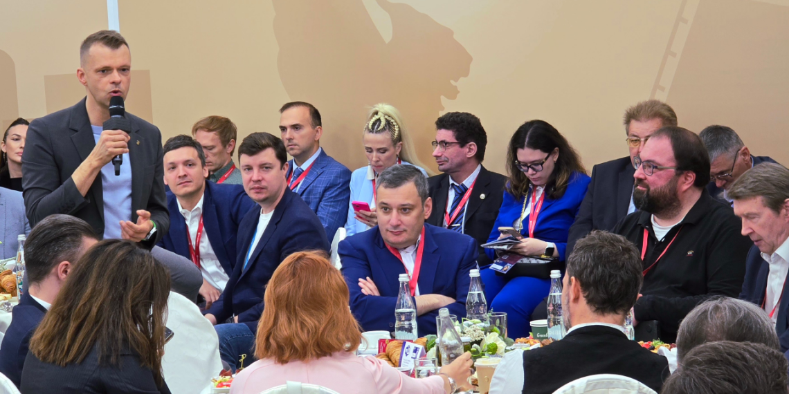 ПМЭФ-2024: эксперты обсудили поддержку российской ИТ-отрасли, экспорт российских решений и новые медиа 