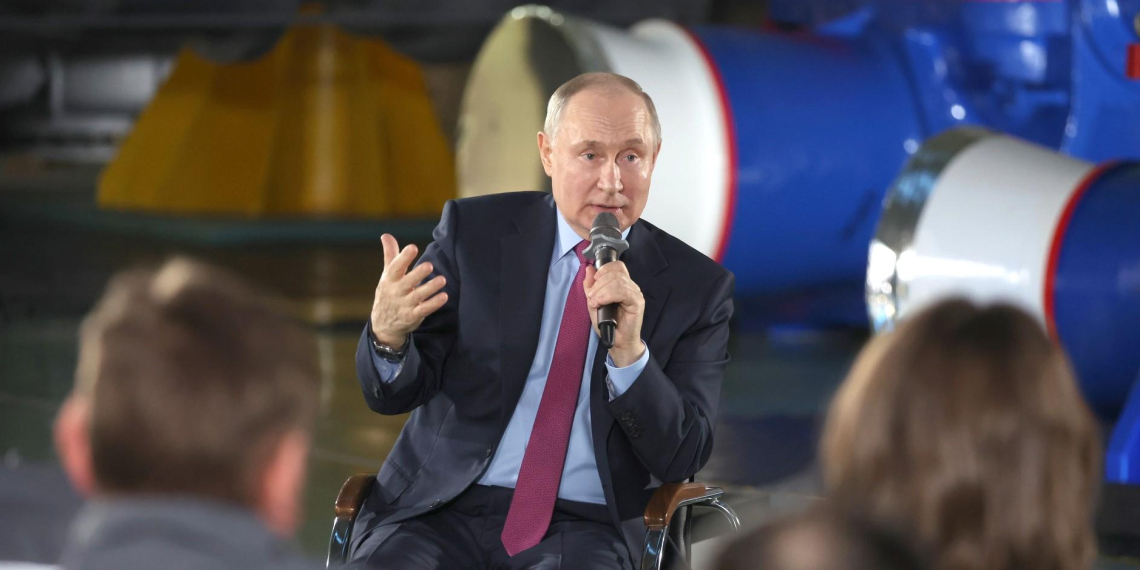 Путин: Россия способна развивать технологии, которые хотела получать за границей 