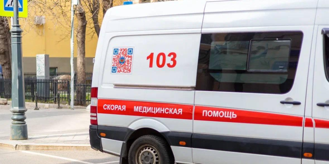 Врачи из Калмыкии спасли 11-летнего ребёнка в подшефном Антраците