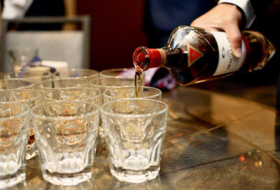 Минздрав поддержал предложение указывать на бутылках алкоголя данные о смертях