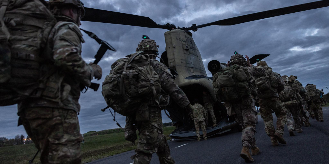 НАТО готовит план переброски войск США к границам России на случай конфликта