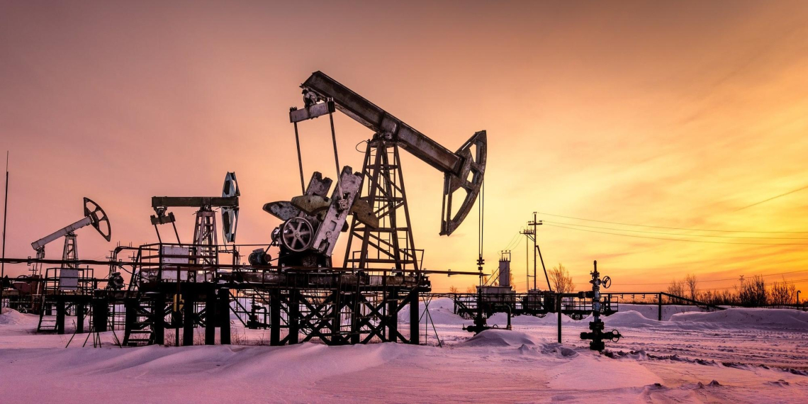 Вице-премьер Новак подтвердил позицию России по потолку цен на нефть