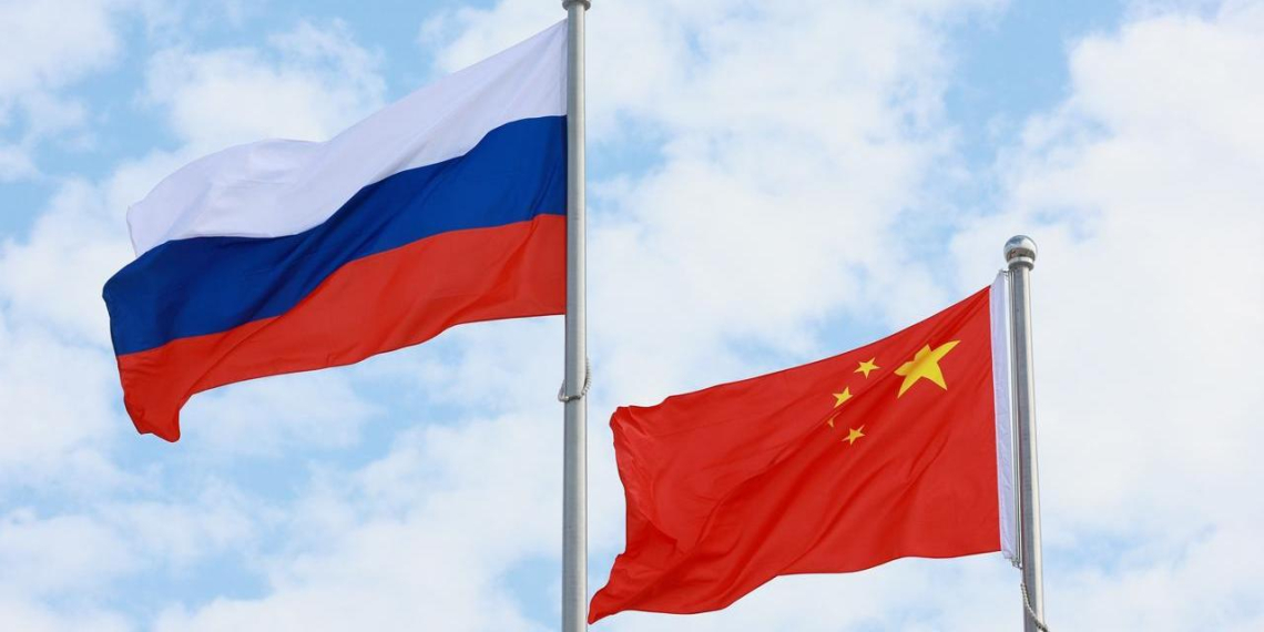 Эксперт: Россия и Китай создают альтернативу Западу через ШОС и газовые проекты