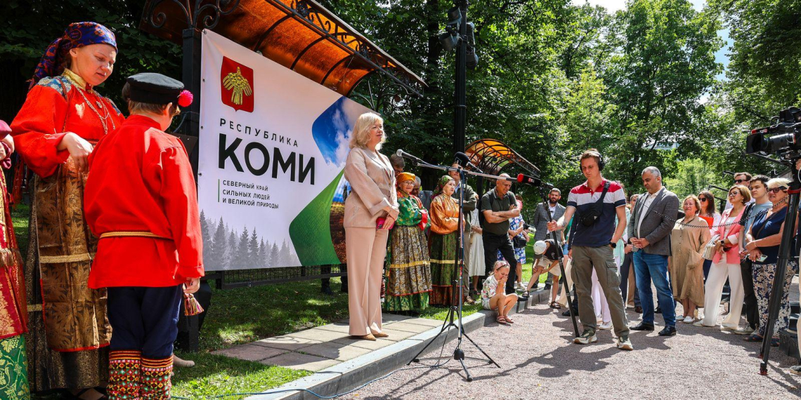 В Москве открылась фотовыставка, посвященная 105-летию Республики Коми