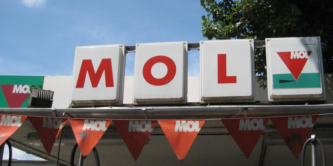 США разрешили венгерскому концерну MOL покупать нефть у ЛУКОЙЛа