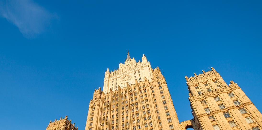 МИД ответ Макрону на обвинения в ударе по Киево-Печерской лавре