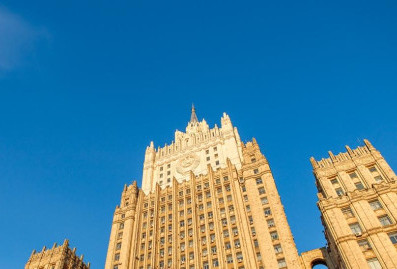 МИД ответ Макрону на обвинения в ударе по Киево-Печерской лавре