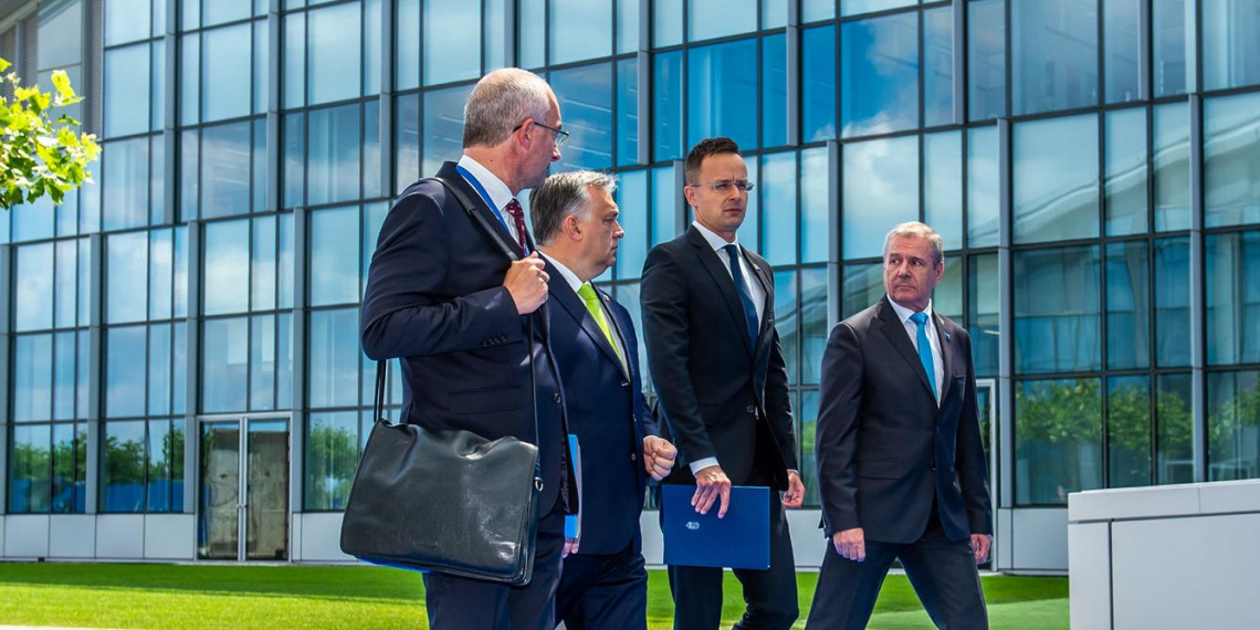 Орбан призвал интегрировать Россию в европейскую экономику и безопасность после конфликта