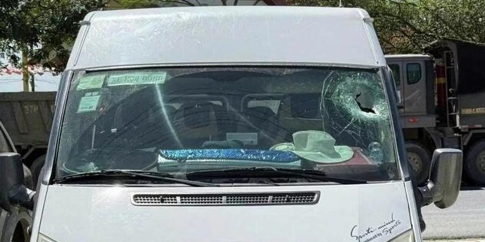 Во Вьетнаме российскую туристку убило камнем, пробившим стекло микроавтобуса