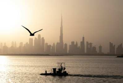 ОАЭ потребовали организовать опергруппу для разблокировки Ормузского пролива