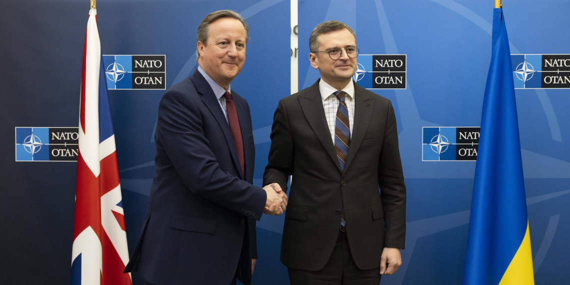 Politico: министры стран НАТО "закатили глаза" на идею создать фонд для Украины на €100 млрд