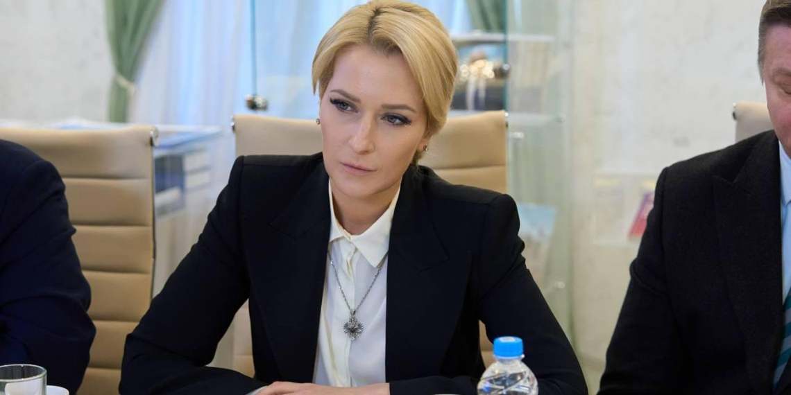 Лантратова заявила о необходимости снять блокаду Алёшек для спасения мирных жителей 