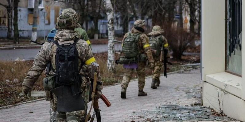 Последние новости Донбасса: ВСУ отходят из Купянска в Харьковской области