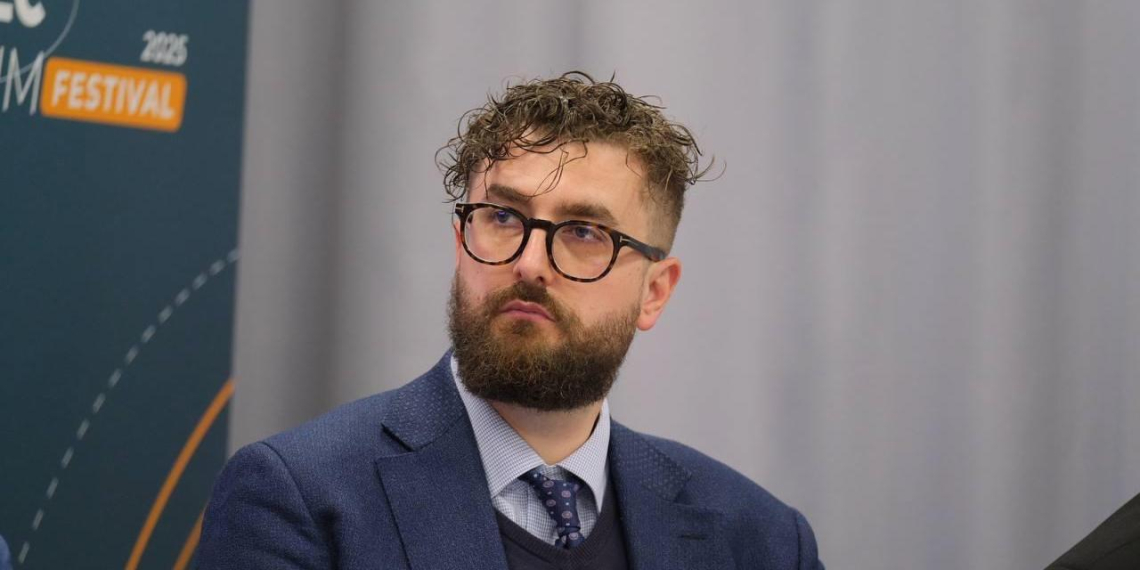 Следком сообщил о задержании в Петербурге главы комитета по госзаказу