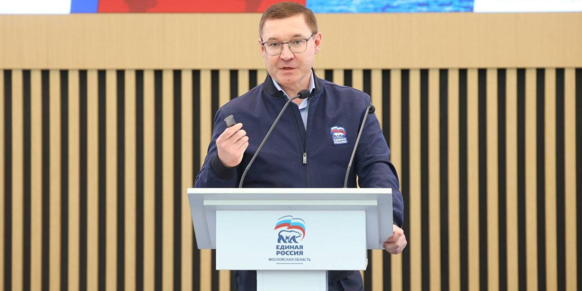 Якушев: "Единая Россия" имеет право называться народной партией