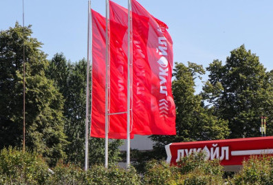 ЛУКОЙЛ объявил форс-мажор на месторождении в Ираке — одном из крупнейших в мире