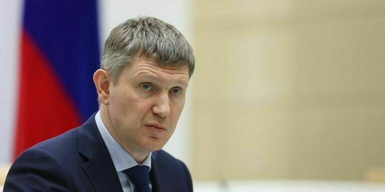 Глава МЭР Решетников заявил о сложной ситуации в экономике и исчерпании резервов