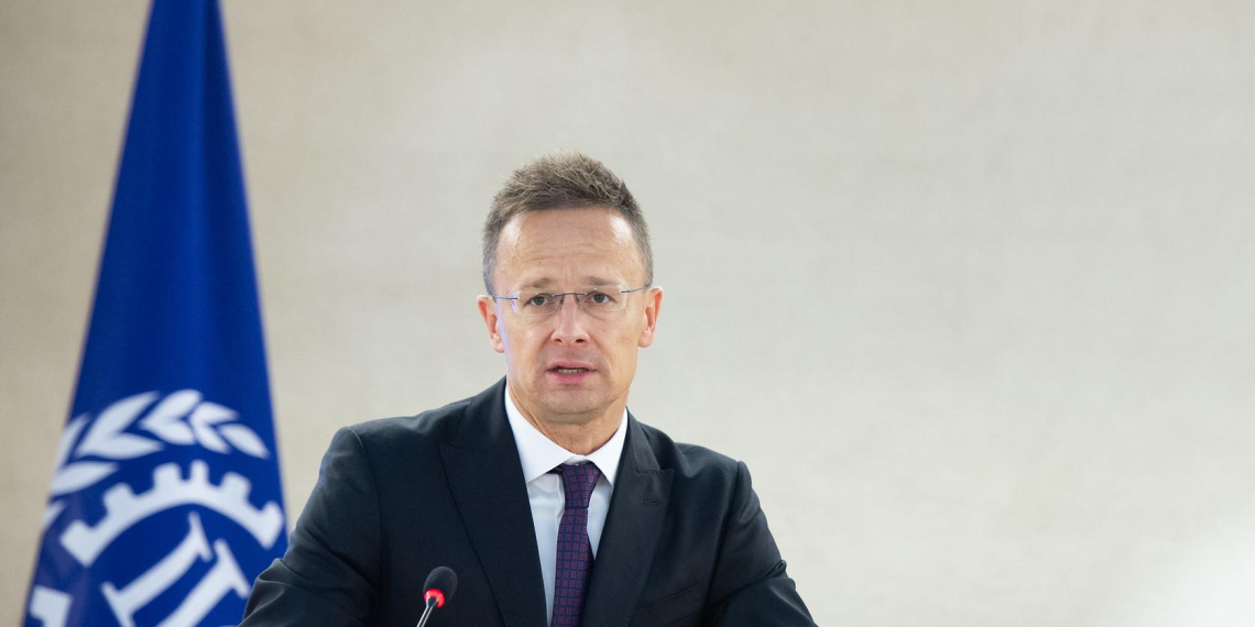 Венгрия пригрозила лишить Украину энергии в ответ на санкции ЕС против РФ 
