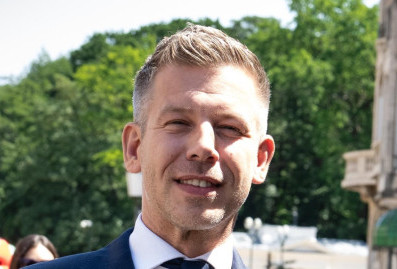 Новый премьер Венгрии потребовал немедленно расследовать дело украинского "золотого конвоя"