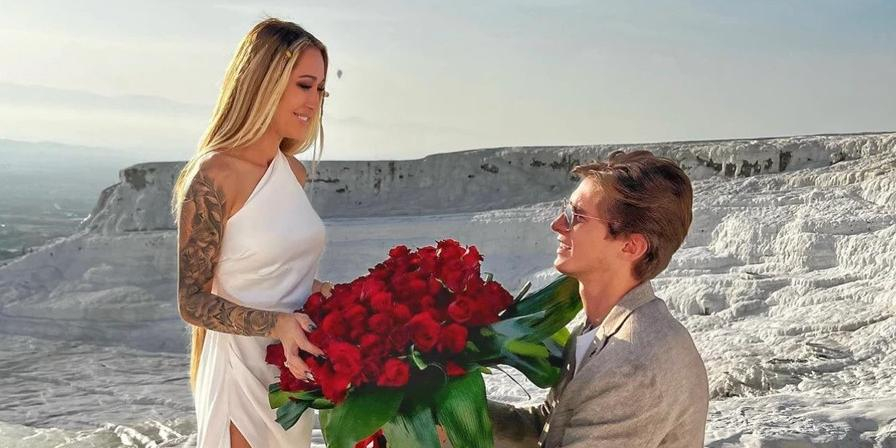Звезда "Дома-2" Алена Ашмарина выходит замуж за отца своих двойняшек, бросившего ее во время беременности