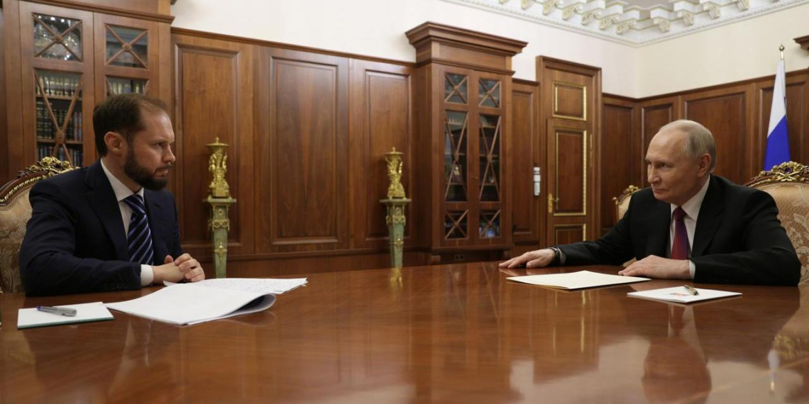 Путин назначил врио губернатора Тверской области выпускника "Школы губернаторов"