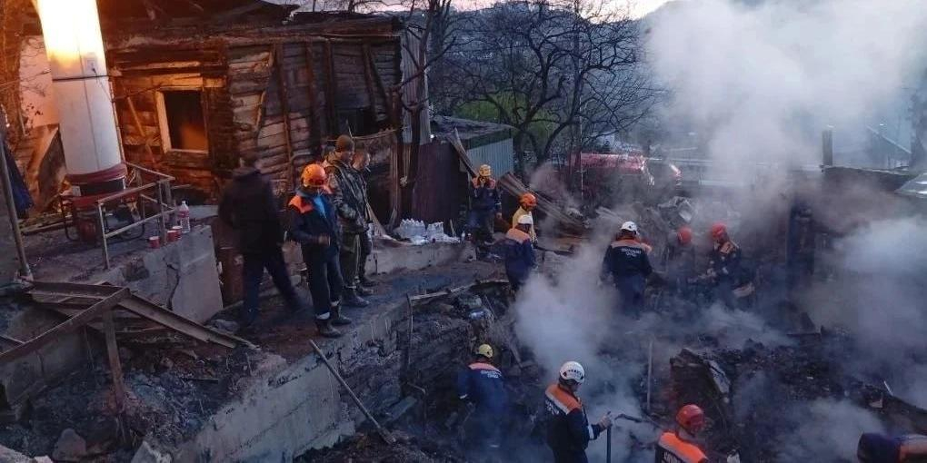 "Единая Россия" организовала срочную помощь жертвам атаки БПЛА в Туапсе 