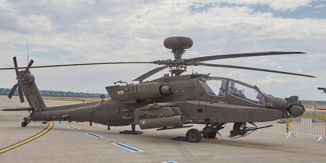  Mirror: Лондон обещает поставить Киеву военные вертолеты Apache