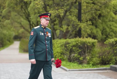 Участники программы "Время героев" рассказали, что для них значит День Победы