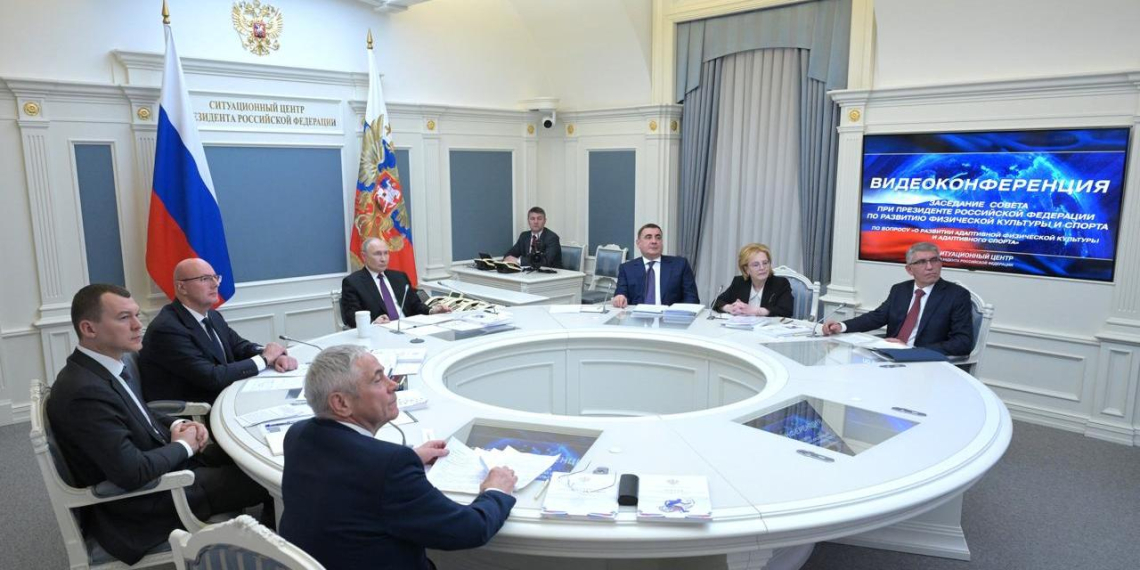 Путин поручил создать концепцию адаптивного спорта