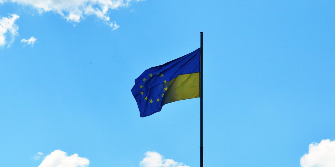 ЕС назвал условия выдачи Украине кредита на 90 млрд