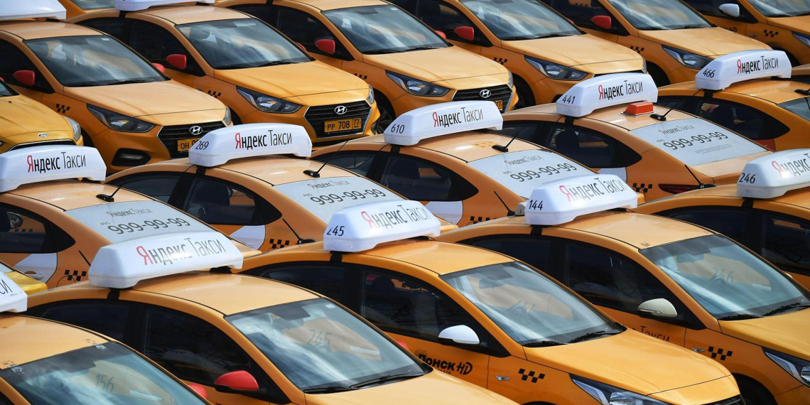 "Яндекс" начнет полноценно сдавать в лизинг автомобили для таксистов