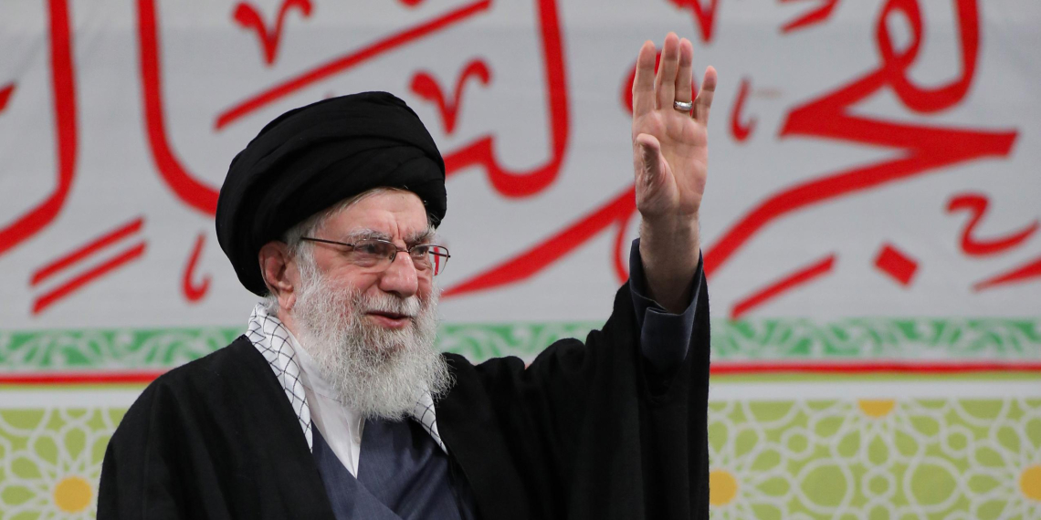 СМИ узнали о подготовке США к смене режима в Иране