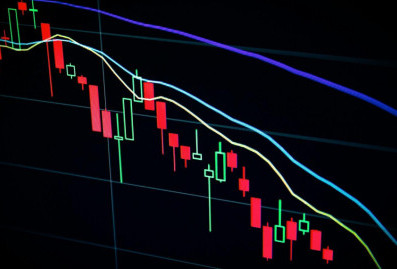 Financial Times сообщила о необычных ставках на нефть за 15 минут до заявления Трампа 