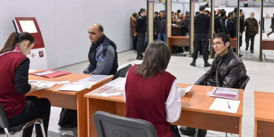 В Москве 443 мигрантов привлекли к ответственности за ложные сведения в "Амине"