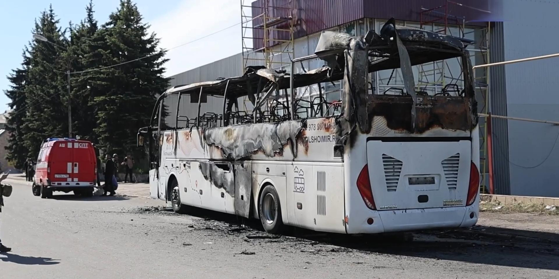 Семь человек погибли в результате атаки дрона ВСУ на пассажирский автобус в ДНР