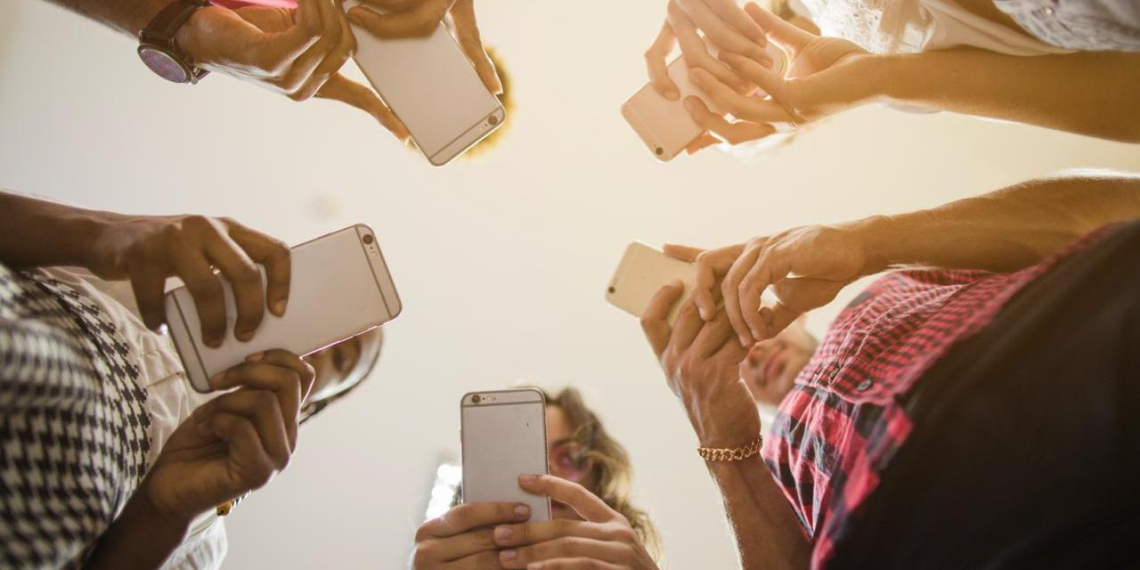 Эксперты: групповые чаты WhatsApp небезопасны из-за уязвимости в системе