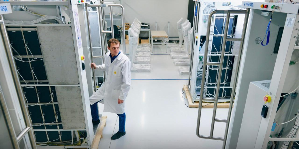 Собянин: промпредприятия привлекли около 300 млрд рублей при поддержке города