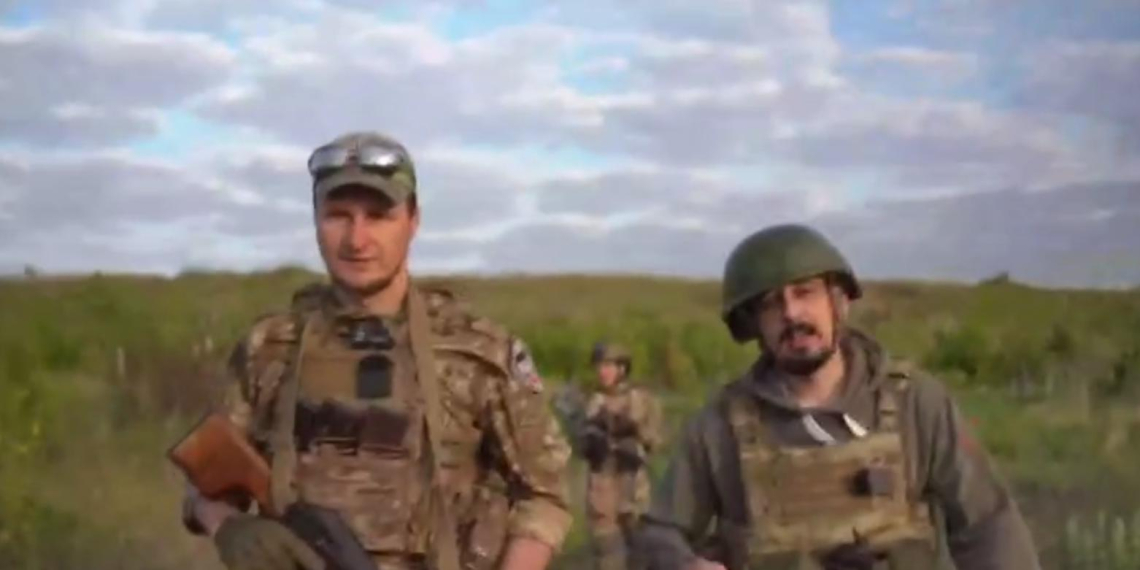 Российский боец уговорил сдаться пленивших его солдат ВСУ