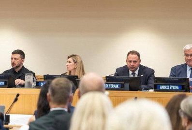 Зеленский отверг причастность к делу Миндича и отказался увольнять замешанного в нем Ермака